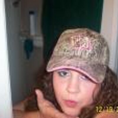 Profile Picture of Misti Schneider (@misty2089) on Twitter