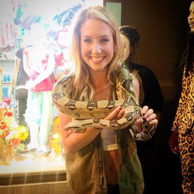 Profile Picture of Jessica (@JessDelande) on Twitter