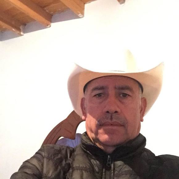 Profile Picture of Jose Astrain (@astrainjose905) on Poshmark