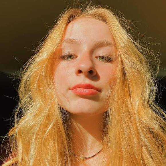 Profile Picture of Lilly Licciardi (@llicciardi05) on Poshmark