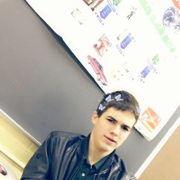 Profile Picture of Brady Asher (@bradothepotato) on Poshmark