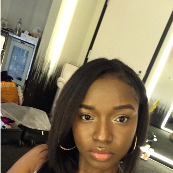 Profile Picture of Anika Joseph (@anikaj13) on Poshmark