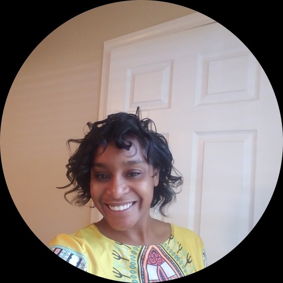 Profile Picture of Kelli Abrams (@kellia404) on Poshmark
