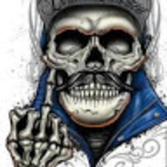 Profile Picture of Sinco Duran (@duransinco) on Poshmark