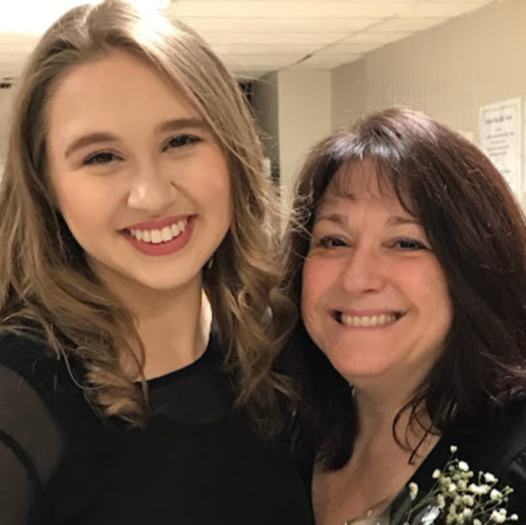 Annette Nestrick - Poshmark Profile Picture of Annette Nestrick (@netay4869) on Poshmark