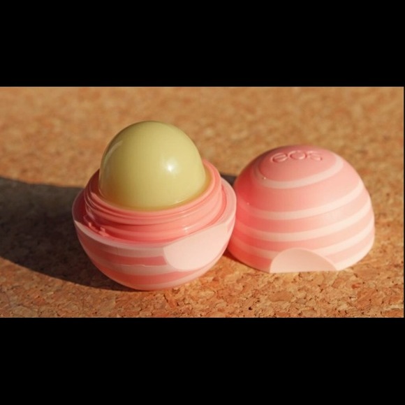 Profile Picture of Sarah Baumwoll (@babylipsandall) on Poshmark