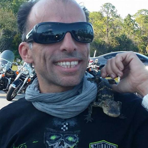 Profile Picture of Davide Valenti (@davideval) on Poshmark