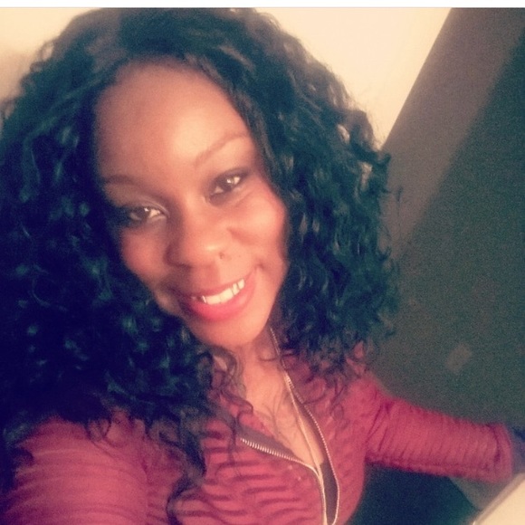 Shemeka Daigre - Poshmark Profile Picture of Shemeka Daigre (@shemeka4767) on Poshmark