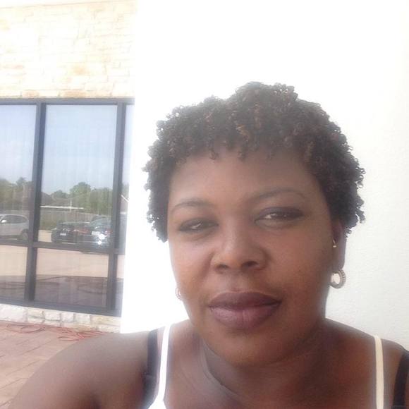 Profile Picture of Kim Ransom (@mskyr40) on Poshmark