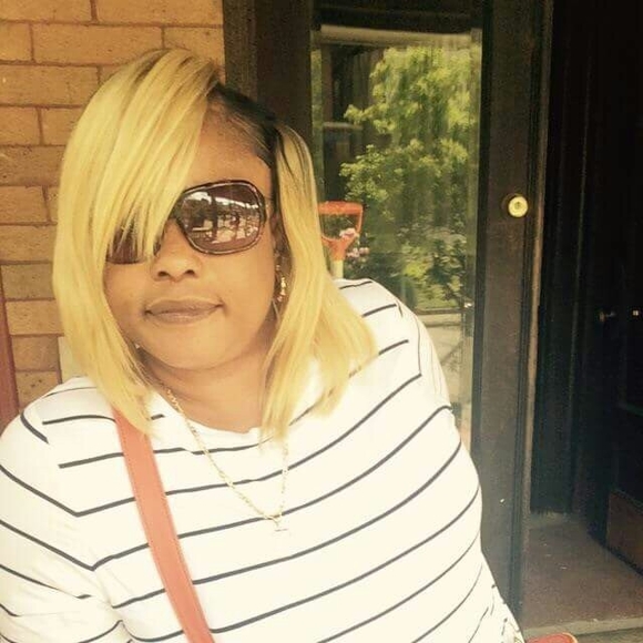 Profile Picture of Deborah Campbell (@deborahcampb880) on Poshmark