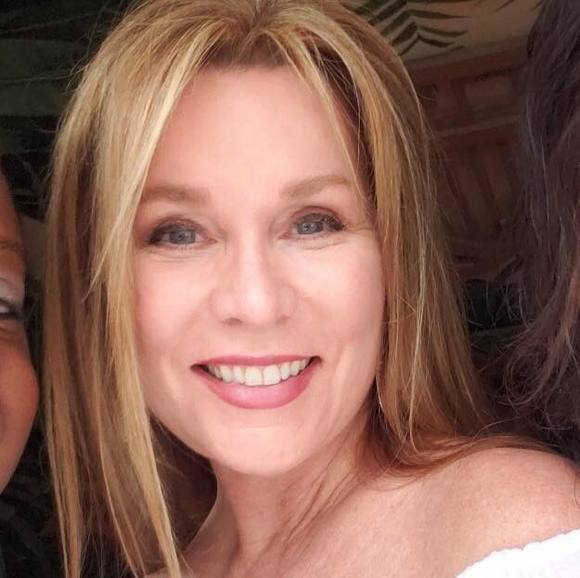 Profile Picture of Dawn Maley (@dawn_maley) on Poshmark
