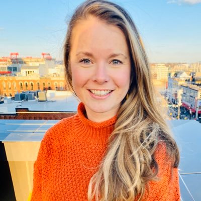 Profile Picture of Kristen Sharp (@TheSharpPencils) on Twitter