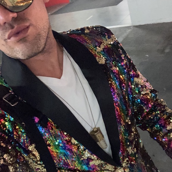 Profile Picture of Timothy Healy (@timothyhealy515) on Poshmark