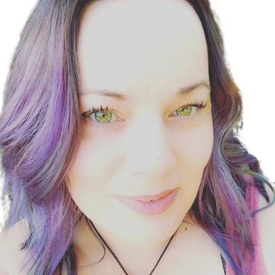 Profile Picture of Jennifer Dawn (@HeavenlyScent74) on Twitter