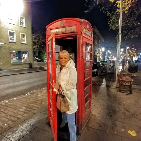 Profile Picture of Zora Cauvel (@zcauvel518) on Poshmark