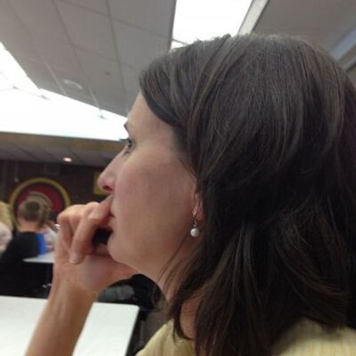 Profile Picture of Theresa Gosnell (@gozstell) on Twitter