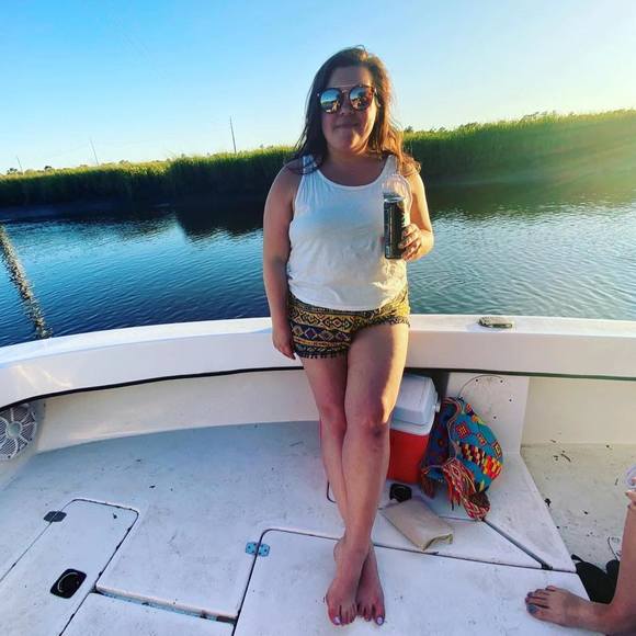 Profile Picture of Madison Nadeau (@mnadeau2) on Poshmark