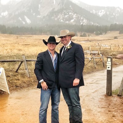 Profile Picture of Taylor Barnett (@TWayne139) on Twitter