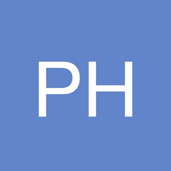 Profile Picture of Pamela Hanson (@pamelahanson464) on Poshmark
