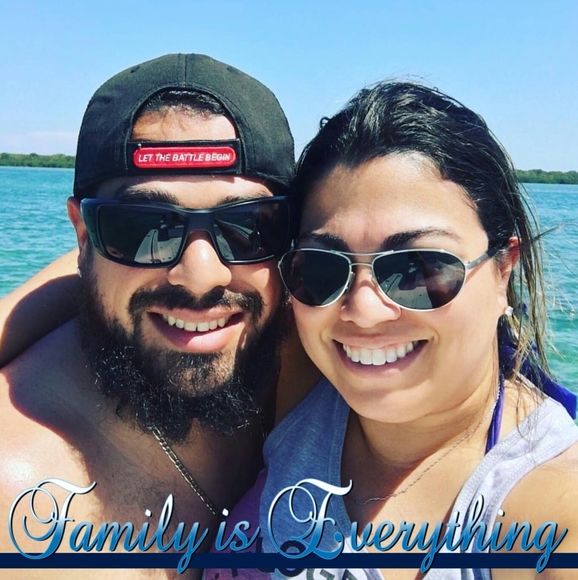 Profile Picture of Pedro Suarez (@qbantaz) on Poshmark