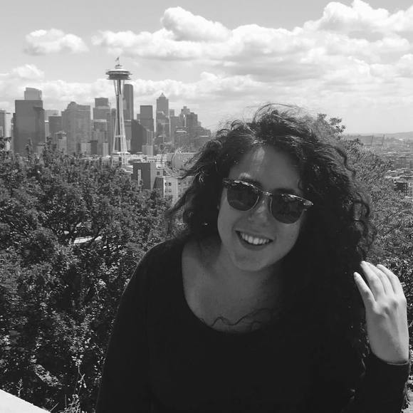 Profile Picture of Carola Bertinetti (@caroberty) on Poshmark