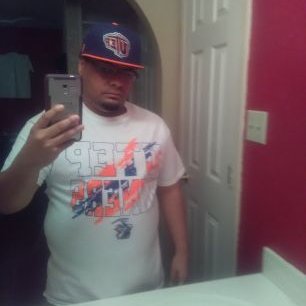 Profile Picture of Randy Lujan (@elpasoboi27) on Twitter