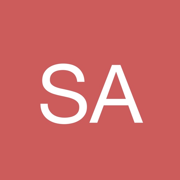 Profile Picture of Sonia Abrams (@abramssonia) on Poshmark