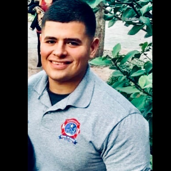 Profile Picture of Justin Zamora (@rescue11) on Poshmark