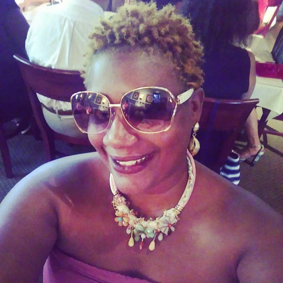 Profile Picture of Shawnte Harrell (@catinashawn) on Poshmark