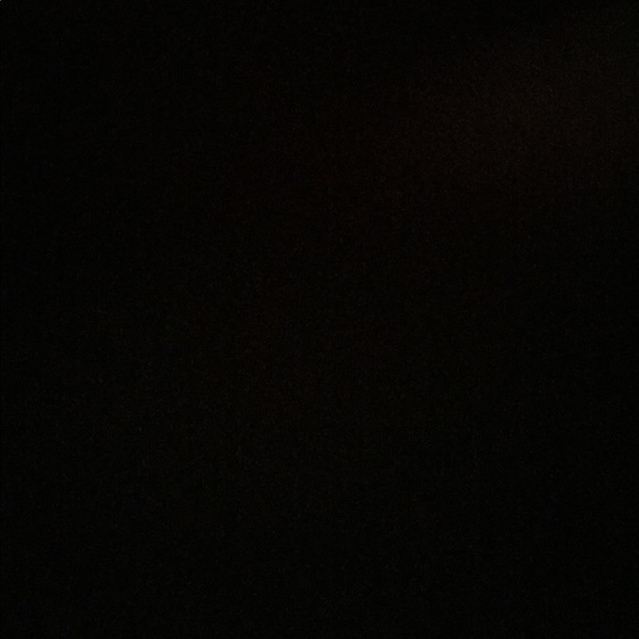 Michelle Hernandez - Poshmark Profile Picture of Michelle Hernandez (@michellehdez) on Poshmark