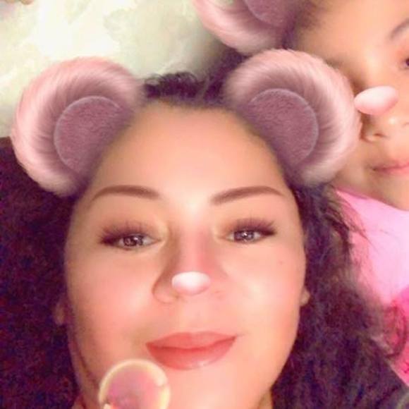Profile Picture of Maria del carmen Apolinar ramirez (@mellanykatyana) on Poshmark
