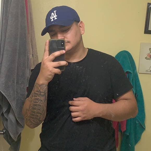 Profile Picture of Richard Rivas (@iamxander) on Poshmark