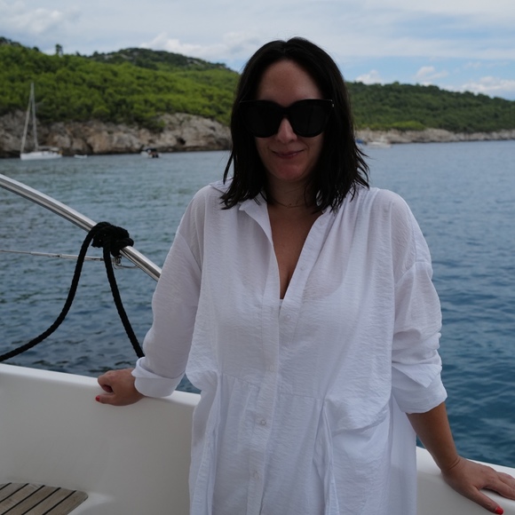 Profile Picture of Shannon Browne (@shanbrowne983) on Poshmark