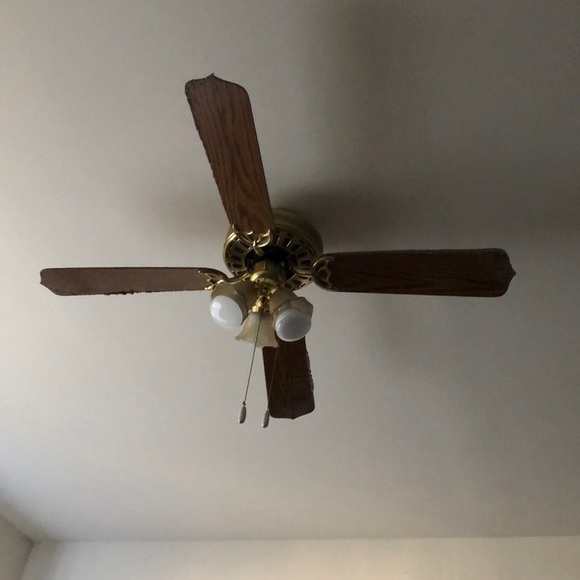 Profile Picture of Maria Carlos (@kitz_1975) on Poshmark