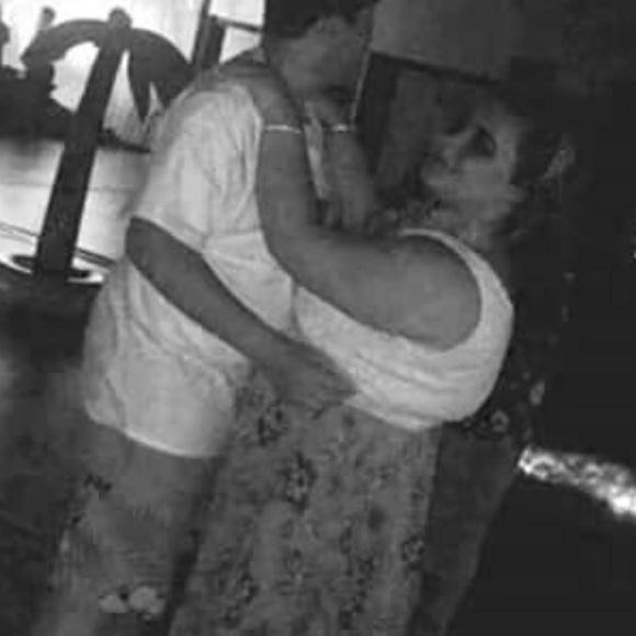 Profile Picture of Stevanie Hamilton (@stevaniejossie) on Poshmark