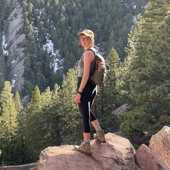Profile Picture of Ellen Forthofer (@eforthof) on Poshmark