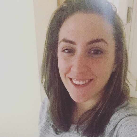 Profile Picture of Kristina Manasses (@kmanasses) on Poshmark