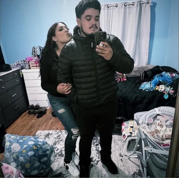 Profile Picture of Alex Olmos (@olmosalex2022) on Poshmark