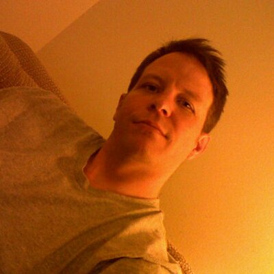 Profile Picture of Tom Hollingsworth (@Tholli75) on Twitter