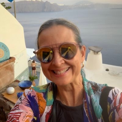 Profile Picture of Amanda Diaz (@adhoyo) on Twitter