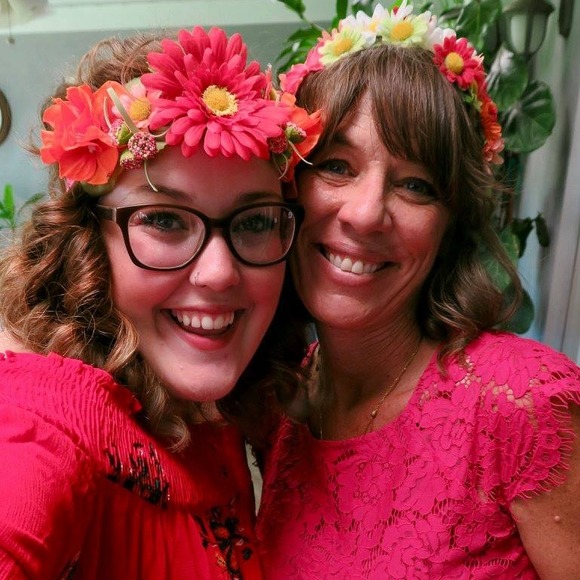 Profile Picture of Kelly Ryan-kelly (@kellytimes2) on Poshmark