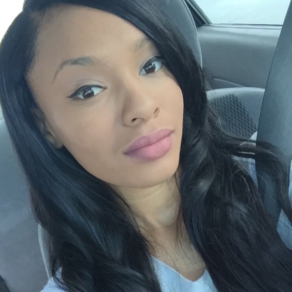 Profile Picture of Kyla Manning (@kmx3_) on Poshmark