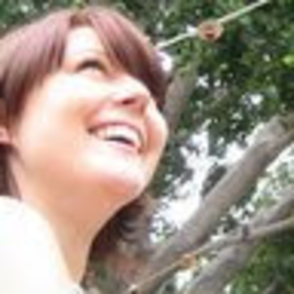 Profile Picture of Jaimee Watts (@jaimeewatts) on Poshmark