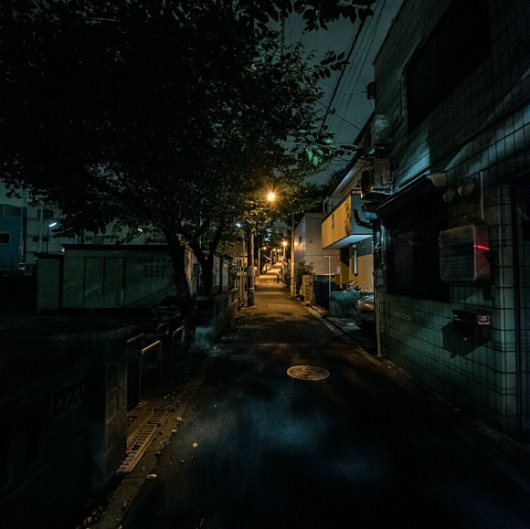 Profile Picture of L Bailey (@shfd) on Poshmark