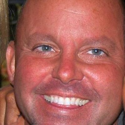 Profile Picture of Lee A. Root (@leearoot) on Twitter