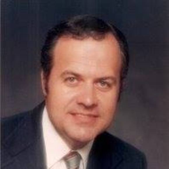 Profile Picture of Richard Riddle (@richardriddle) on Poshmark