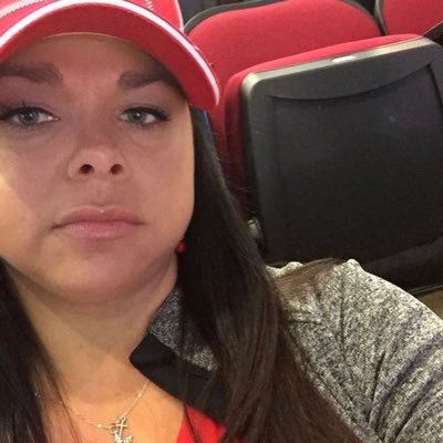 Profile Picture of Amy T (@amy__thompson__) on Twitter