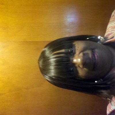 Profile Picture of Jennifer L Bose (@poochez1) on Twitter