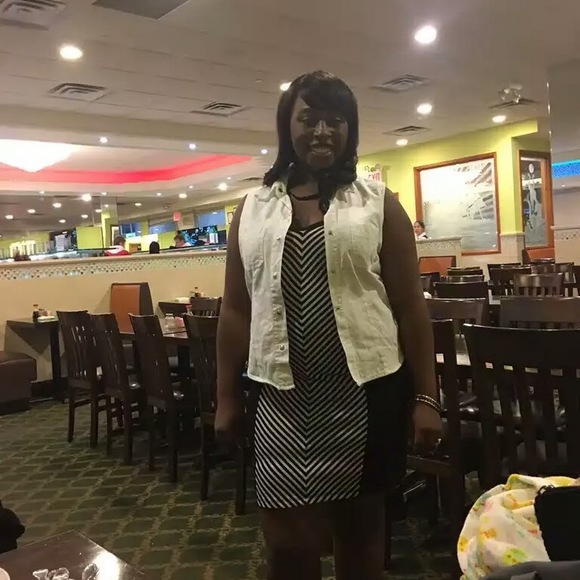 Profile Picture of Nancy Jean julien (@nancyjeanjulien) on Poshmark