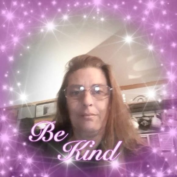 Profile Picture of Christine Letarte (@cmythreeboys) on Poshmark